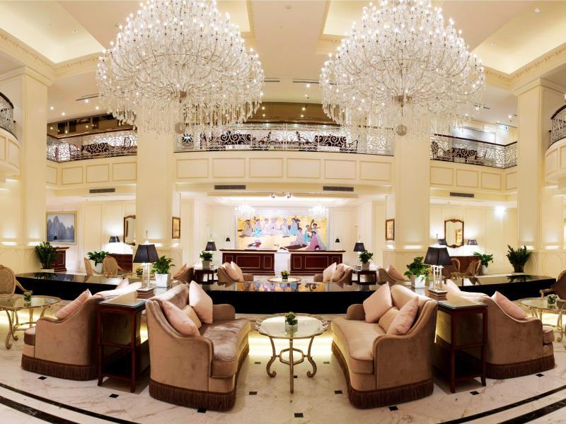 APRICOT HOTEL *****